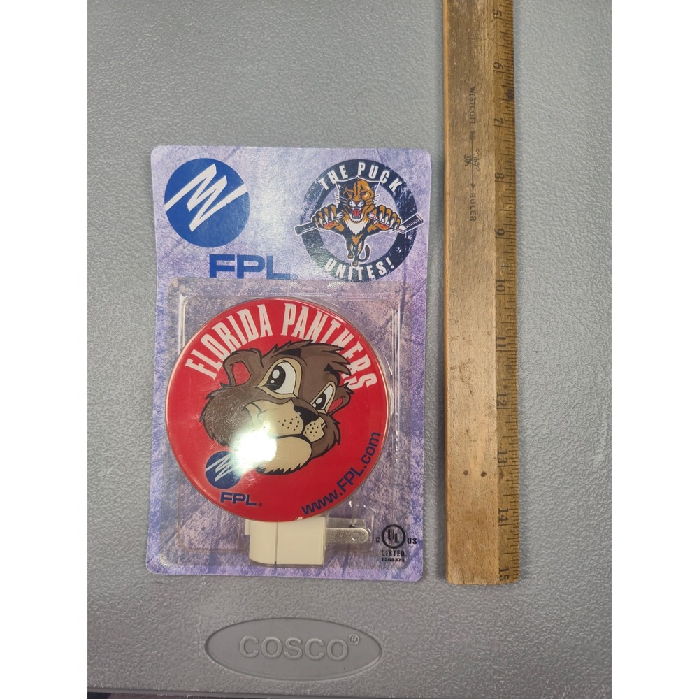 Florida Panthers NHL FPL The Puck Unites Night Light Mascot Red Plug In NEW - Picture 2 of 5